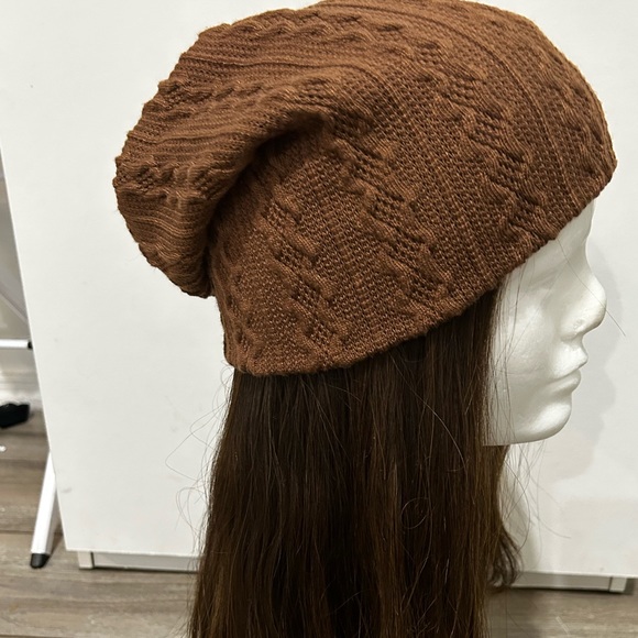 ⭐️Textured Cable Knit Beanie Bundle - Picture 9 of 9